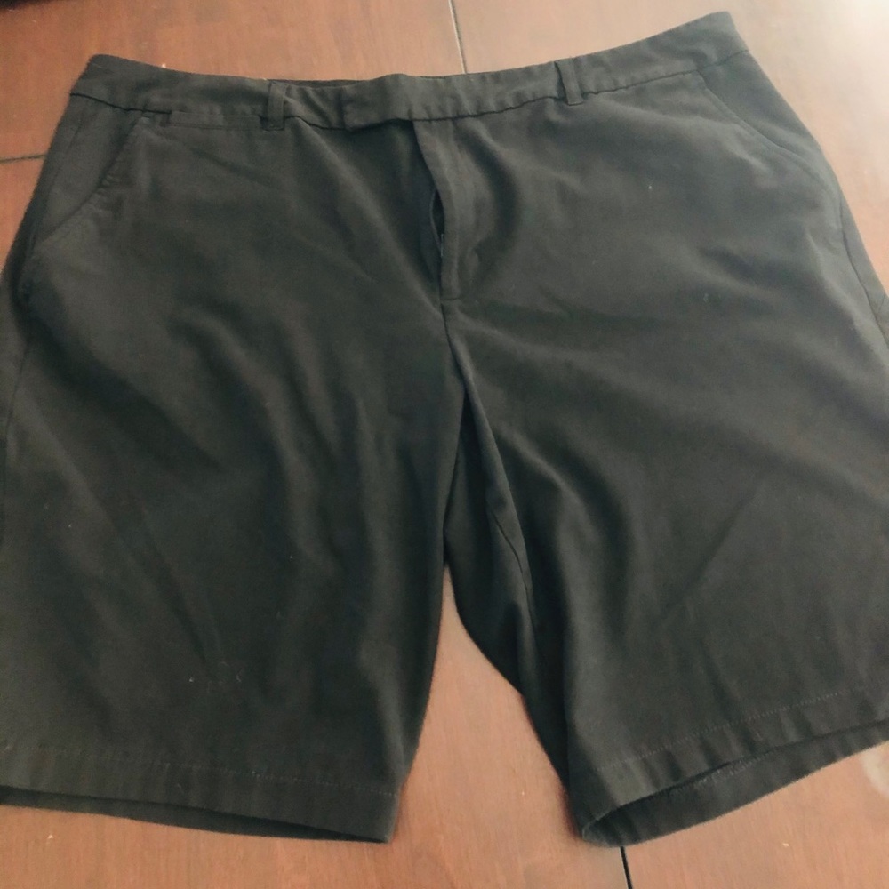 Size 20 Old Navy black shorts
